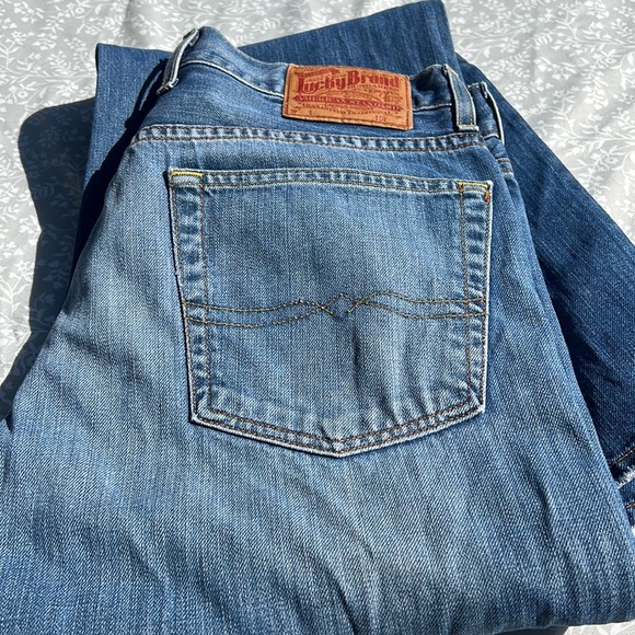 Lucky Brand Jeans - Picture 6 of 7